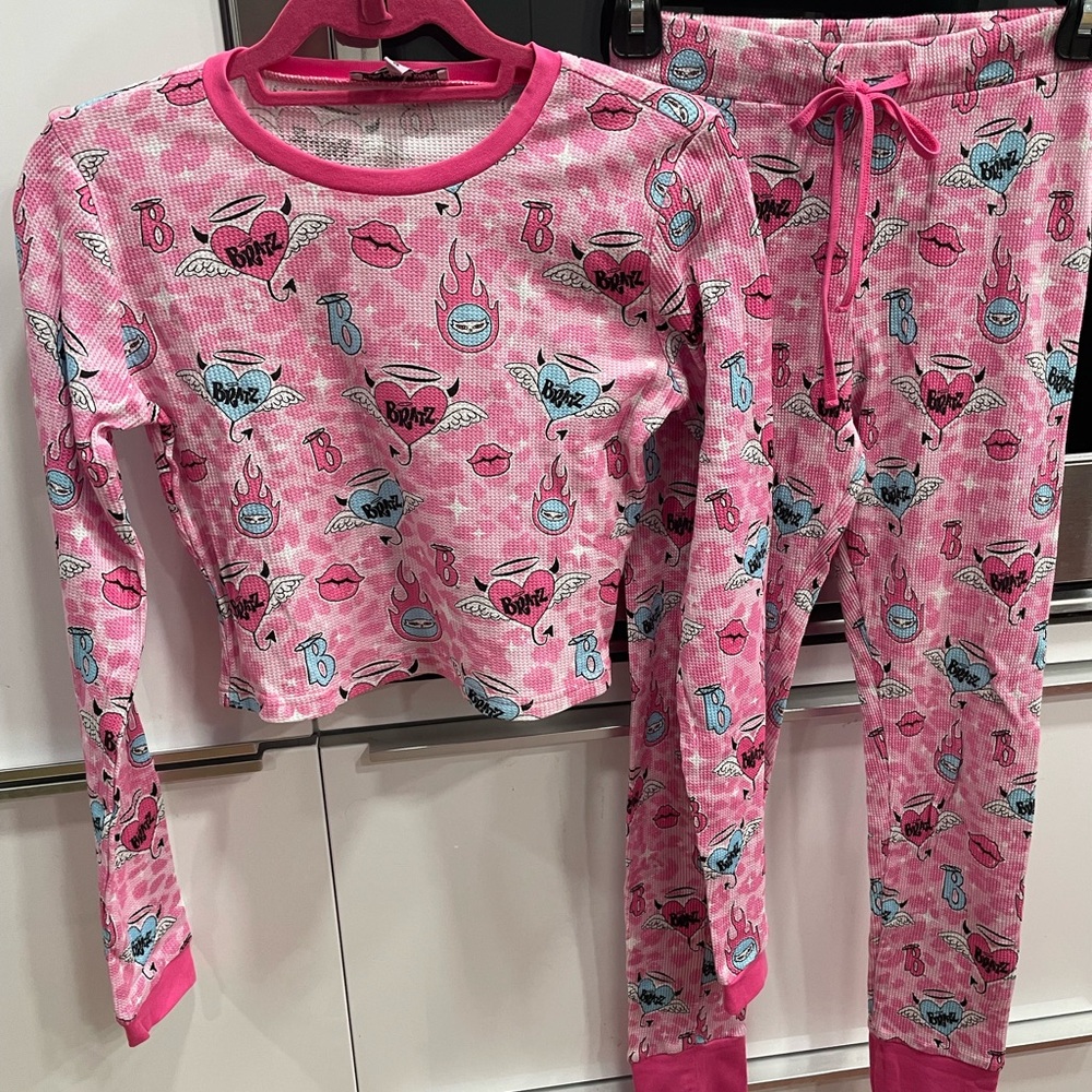 🚫🚫SOLD🚫🚫 Dolls Kill x Bratz matching pink leopard cheetah print pajamas small